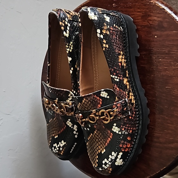 Circus NY Deana Lug Sole Loafers - Picture 4 of 9